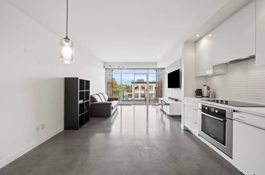 413 256 E 2ND AVENUE, Vancouver, BC — Residential for Sale - Photo 2