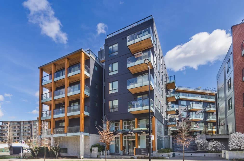 413 3588 SAWMILL CRESCENT, Vancouver, BC — Residential for Sale - Main Photo