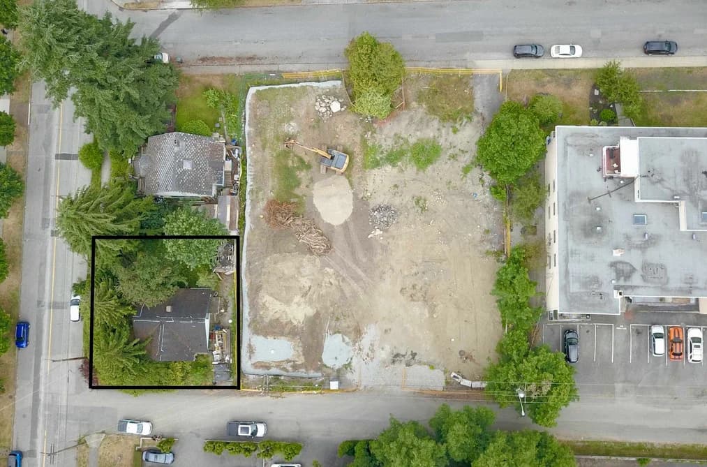 413 ELEVENTH STREET, New Westminster, BC — Residential for Sale - Photo 2