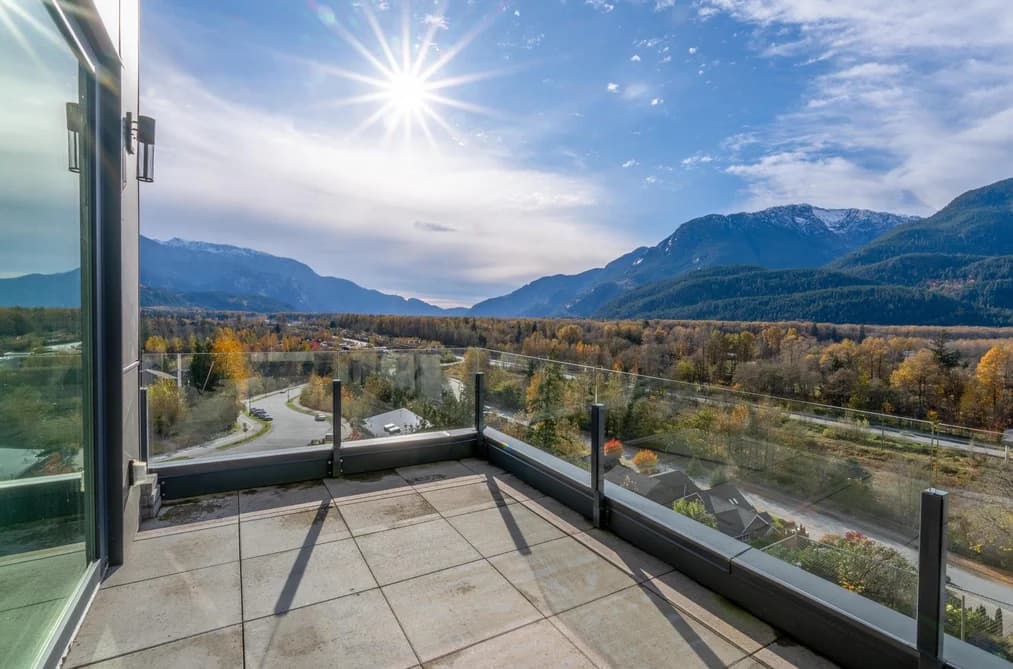 41337 HORIZON DRIVE, Squamish, BC — Residential for Sale - Main Photo