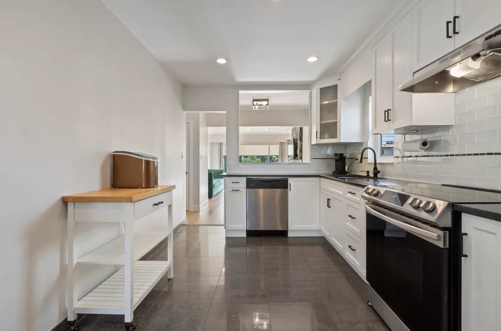 4136 SKEENA STREET, Vancouver, BC — Residential for Sale - Photo 2
