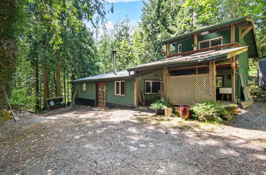 4139 SLESSE ROAD, Chilliwack, BC — Residential for Sale - Main Photo