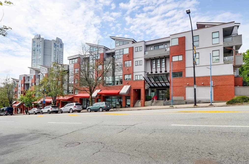 Condo for sale at 414 345 Lonsdale Avenue North Vancouver British Columbia - MLS: R3144532