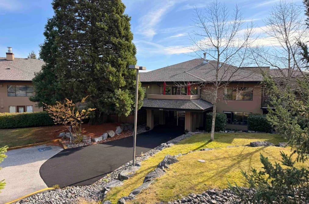 414 5855 COWRIE STREET, Sechelt, BC — Residential for Sale - Photo 2