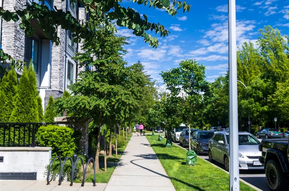 415 15351 101 AVENUE, Surrey, BC — Residential for Sale - Main Photo