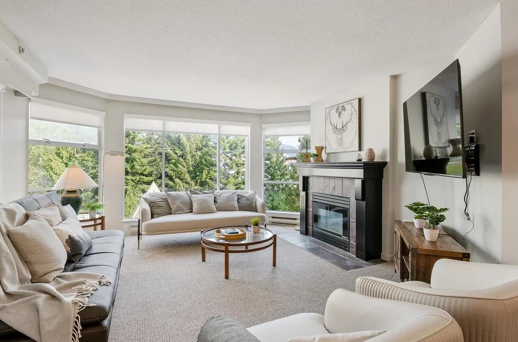 415 4910 SPEARHEAD PLACE, Whistler, BC — Residential for Sale - Photo 2