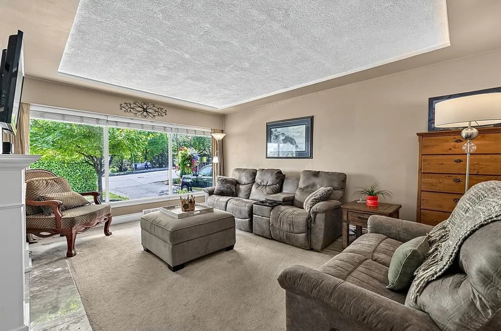 415 E EIGHTH AVENUE, New Westminster, BC — Residential for Sale - Photo 2