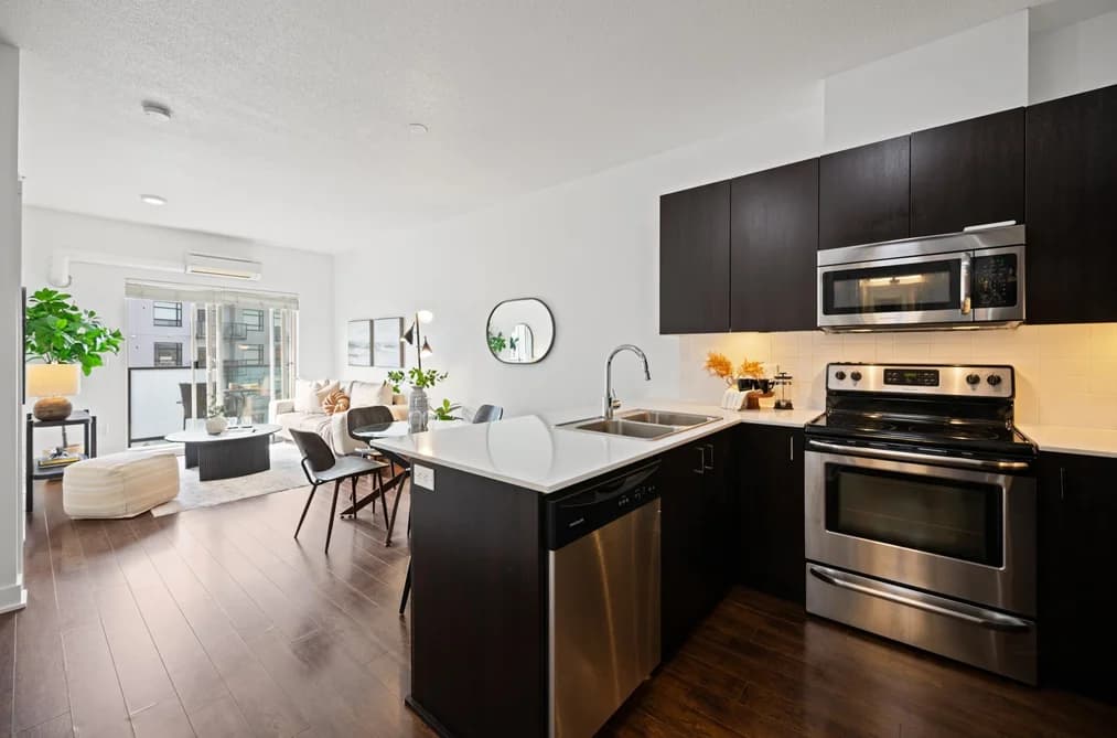 416 20460 DOUGLAS CRESCENT, Langley, BC — Residential for Sale - Main Photo