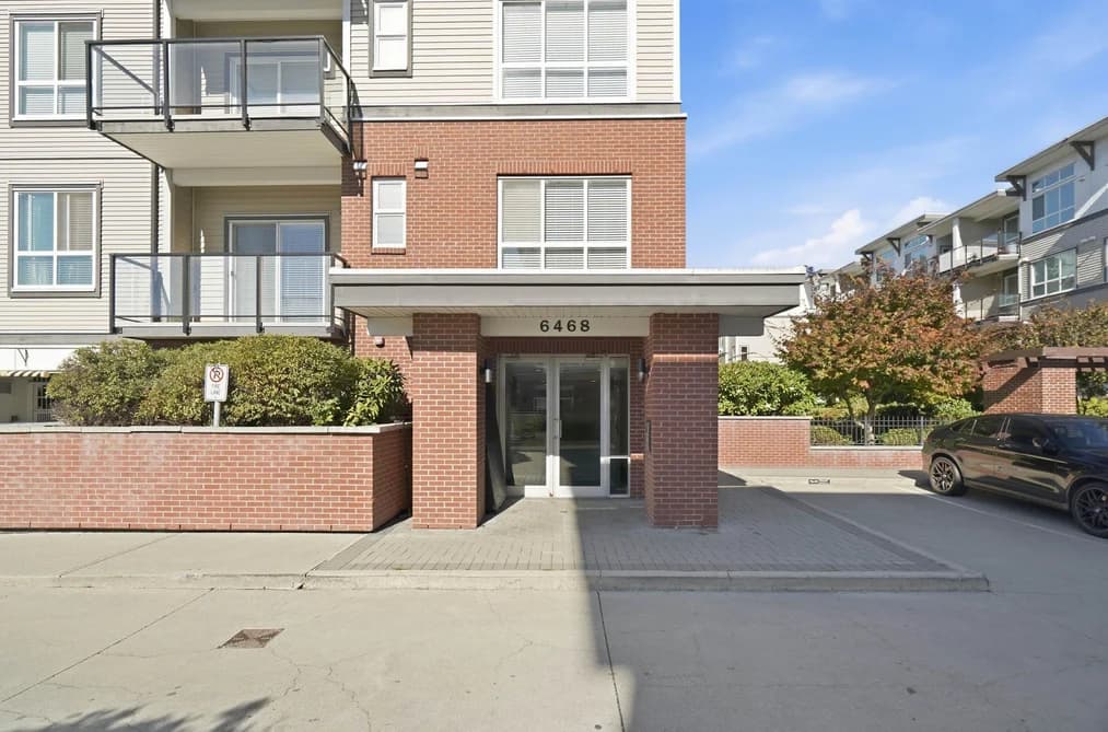 416 6468 195A STREET, Surrey, BC — Residential for Sale - Photo 2