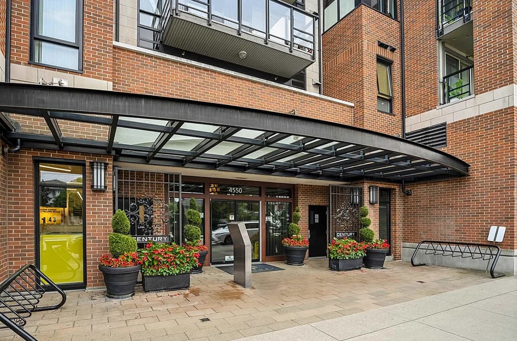 417 4550 FRASER STREET, Vancouver, BC — Residential for Sale - Main Photo