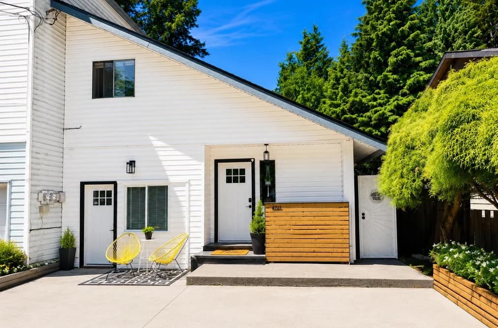 41741 DOGWOOD PLACE, Squamish, BC — Residential for Sale - Main Photo