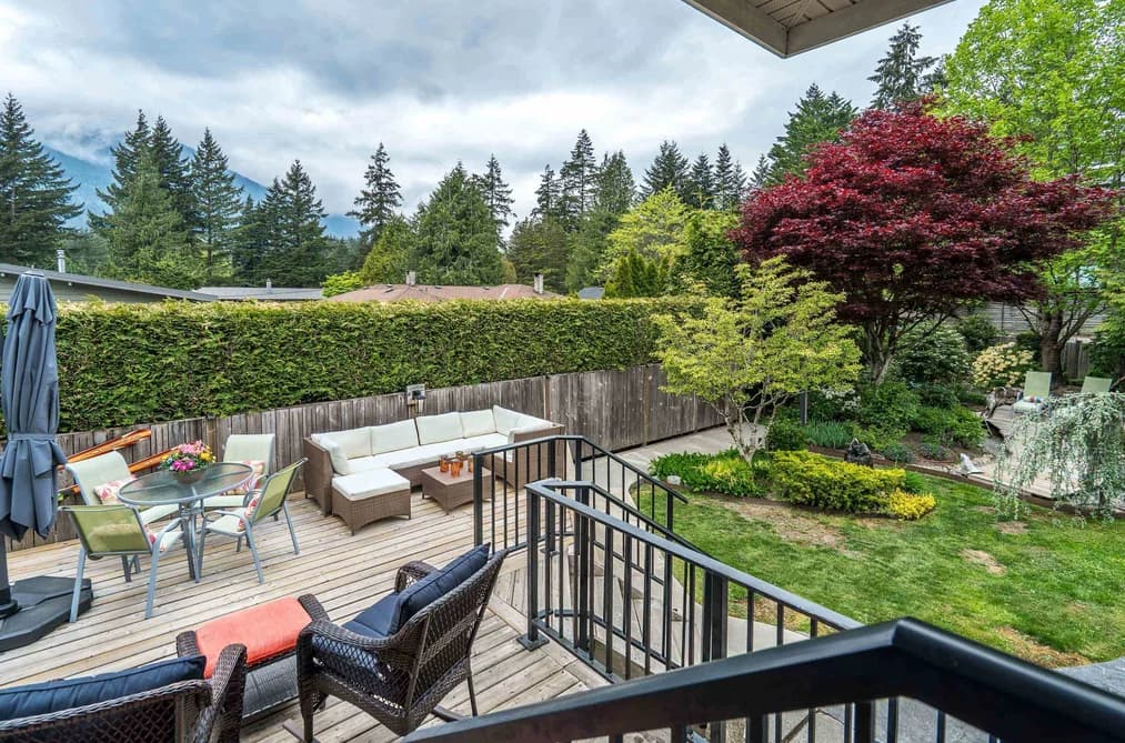 41743 HONEY LANE, Squamish, BC — Residential for Sale - Photo 2