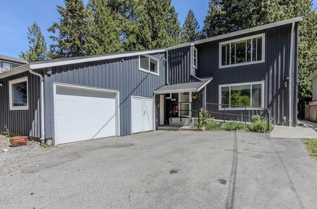 41756 GOVERNMENT ROAD, Squamish, BC — Residential for Sale - Main Photo
