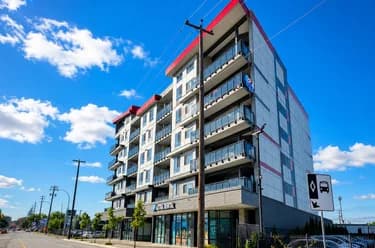 Condo for sale at 418 20061 Fraser Highway Langley British Columbia - MLS: R3129172