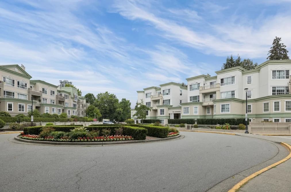 418 2960 PRINCESS CRESCENT, Coquitlam, BC — Residential for Sale - Main Photo