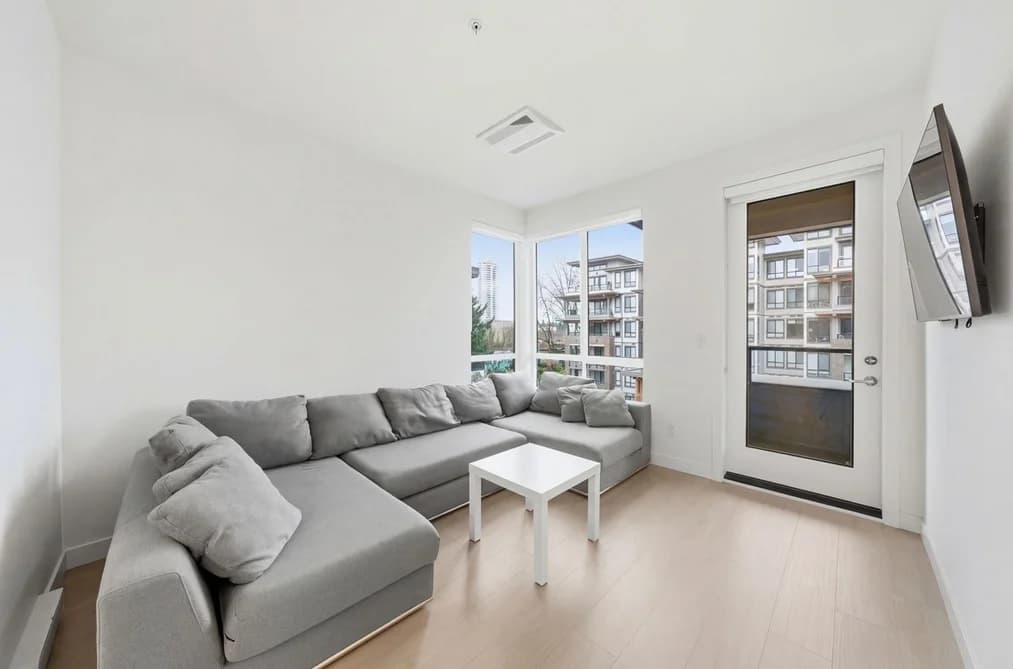 7588 16TH STREET, Burnaby, BC — Residential for Sale - Photo 2