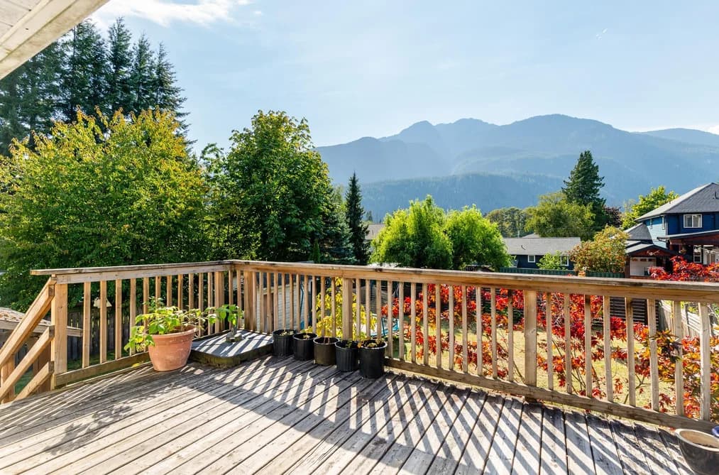 41843 FAITH ROAD, Squamish, BC — Residential for Sale - Main Photo