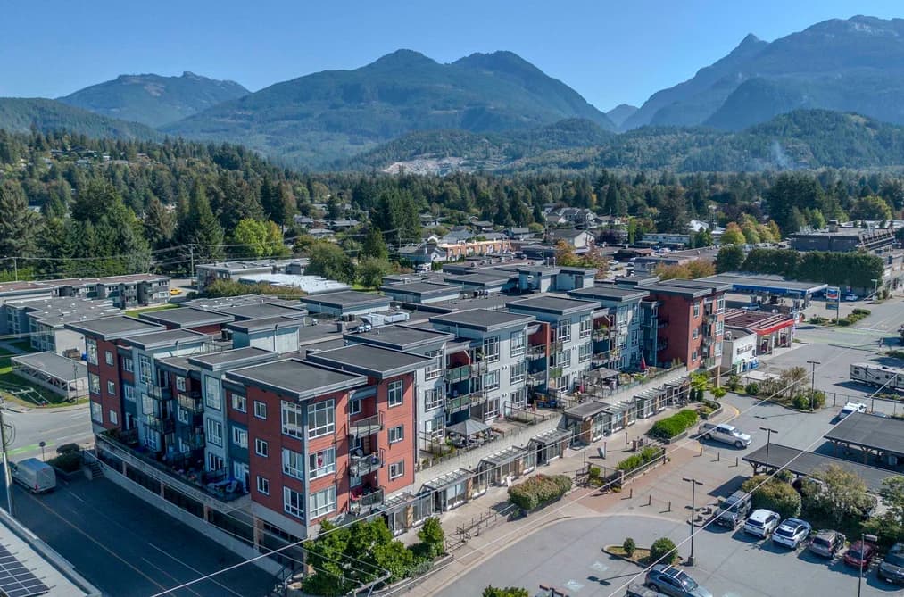 419 40437 TANTALUS ROAD, Squamish, BC — Residential for Sale - Photo 2