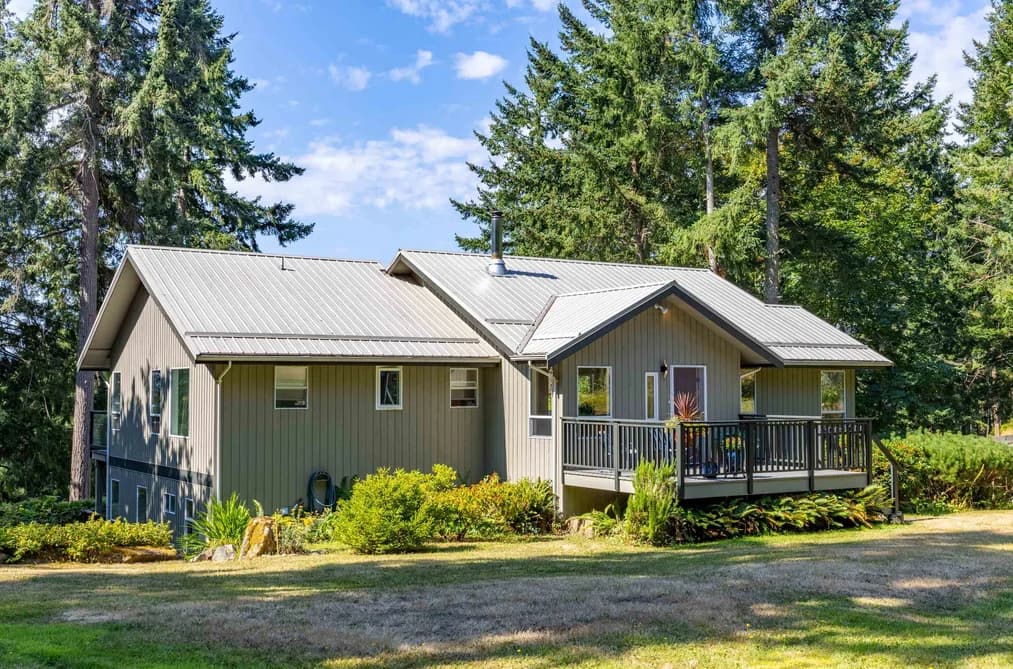419 CLANTON ROAD, Galiano Island, BC — Residential for Sale - Main Photo