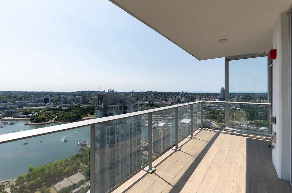 4201 499 PACIFIC STREET, Vancouver, BC — Residential for Sale - Photo 2