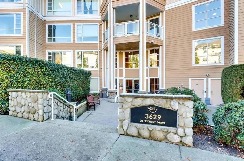 422 3629 DEERCREST DRIVE, North Vancouver, BC — Residential for Sale - Photo 2