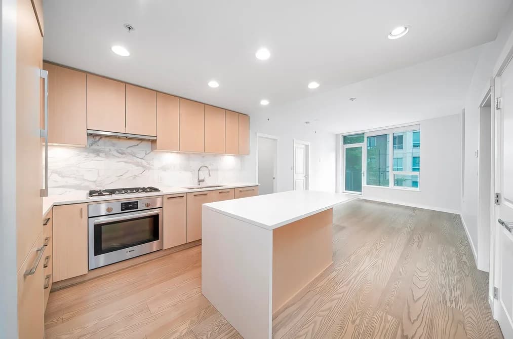 423 3563 ROSS DRIVE, Vancouver, BC — Residential for Sale - Main Photo