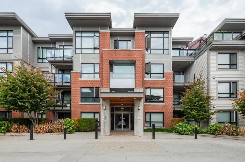 423 7088 14TH AVENUE, Burnaby, BC — Residential for Sale - Photo 2
