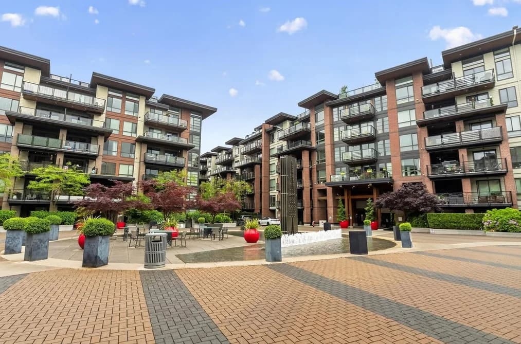 423 723 W 3RD STREET, North Vancouver, BC — Residential for Sale - Main Photo