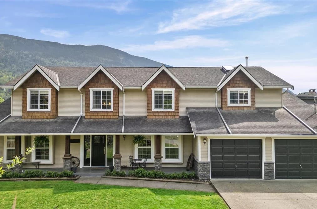 42302 KNOX AVENUE, Yarrow, BC — Residential for Sale - Photo 2