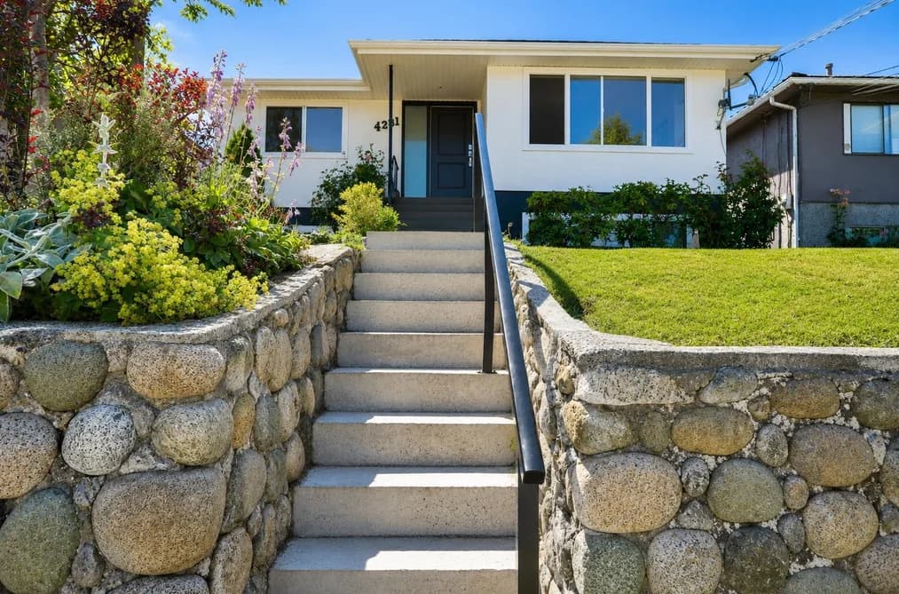 4231 FLEMING STREET, Vancouver, BC — Residential for Sale - Photo 2