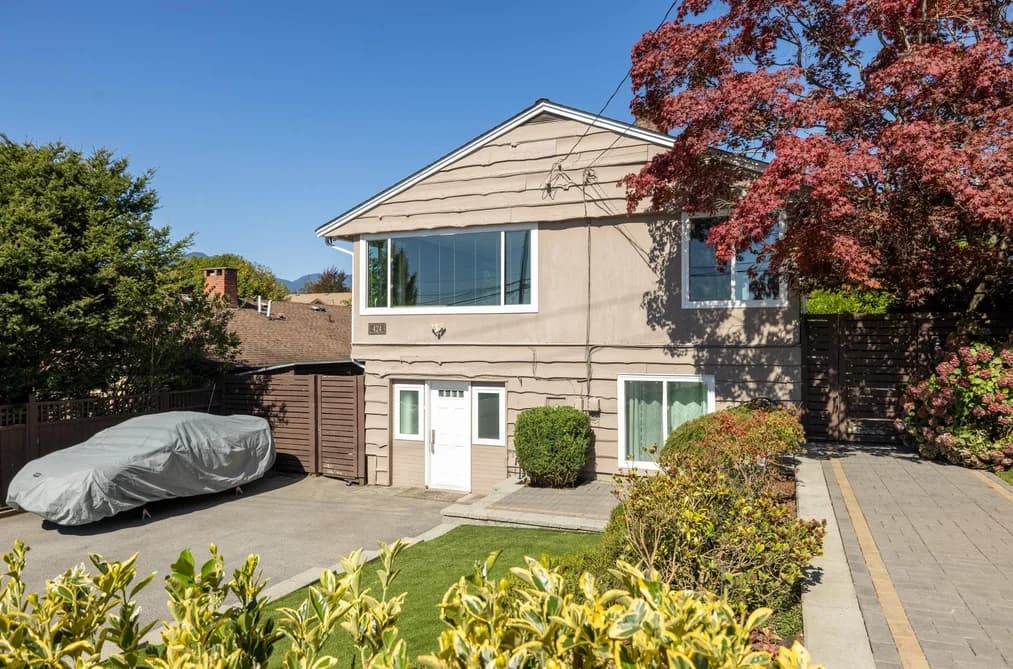424 W QUEENS ROAD, North Vancouver, BC — Residential for Sale - Main Photo