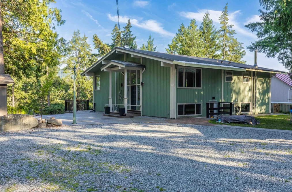 4247 FRANCIS PENINSULA ROAD, Madeira Park, BC — Residential for Sale - Main Photo