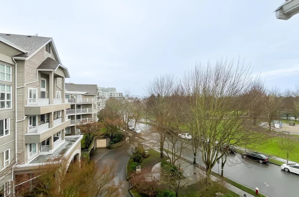 425 5888 DOVER CRESCENT, Richmond, BC — Residential for Sale - Photo 2