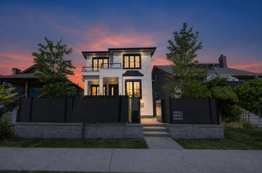 425 E 56TH AVENUE, Vancouver, BC — Residential for Sale - Main Photo