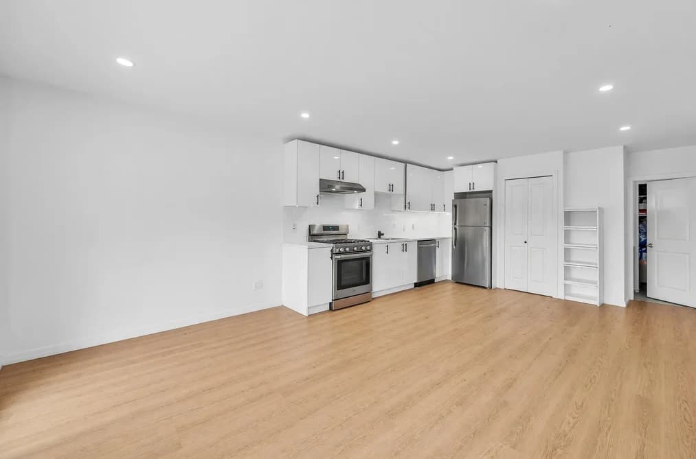 425 E 57TH AVENUE, Vancouver, BC — Residential for Sale - Photo 2