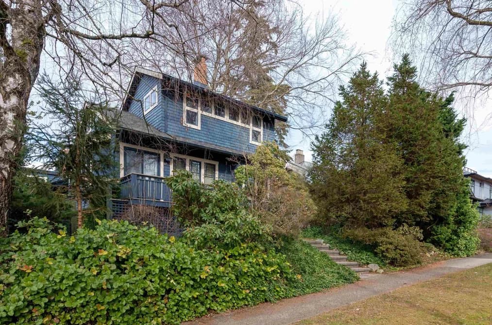 4253 W 13TH AVENUE, Vancouver, BC — Residential for Sale - Main Photo