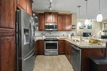 Condo for sale at 427 2860 Trethewey Street Abbotsford British Columbia - MLS: R3112011