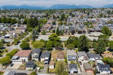 House for sale at 428 E 62nd Avenue Vancouver British Columbia - MLS: R3144188