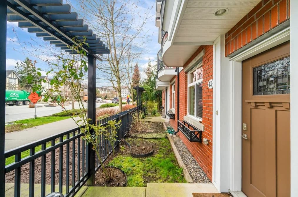 43 8068 207 STREET, Langley, BC — Residential for Sale - Photo 2