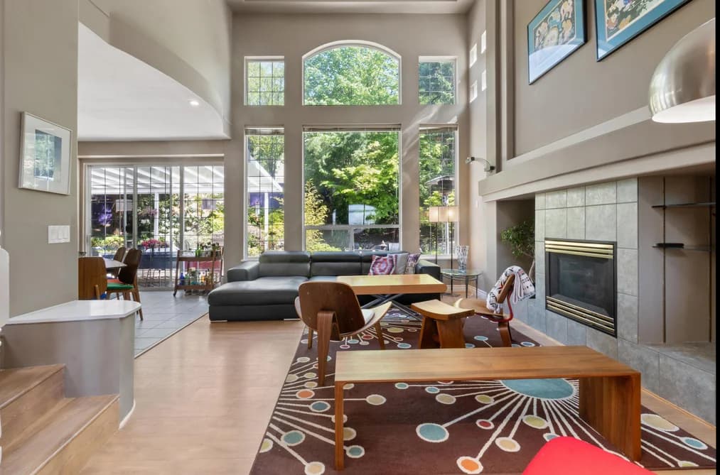 43 LINDEN COURT, Port Moody, BC — Residential for Sale - Photo 2
