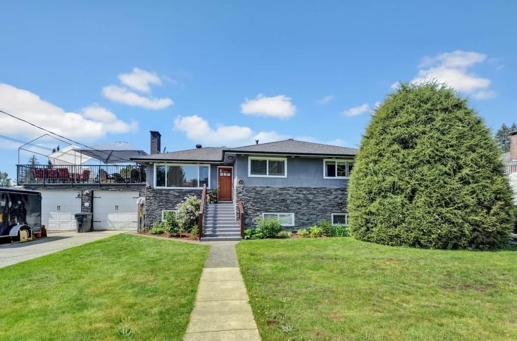 430 MONTGOMERY STREET, Coquitlam, BC — Residential for Sale - Main Photo