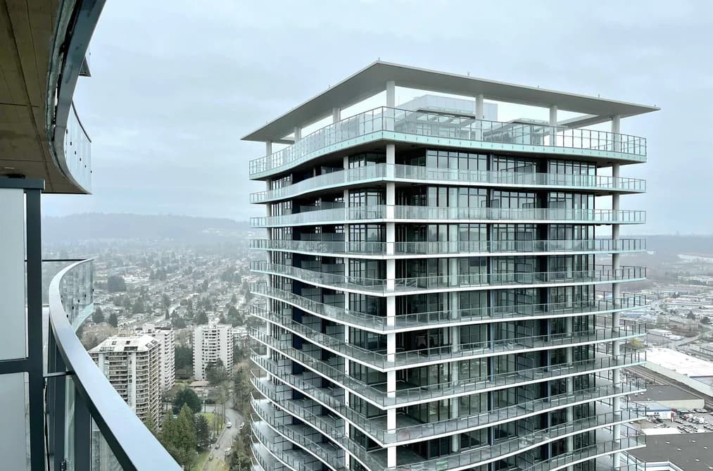4308 4880 LOUGHEED HIGHWAY, Burnaby, BC — Residential for Sale - Photo 2