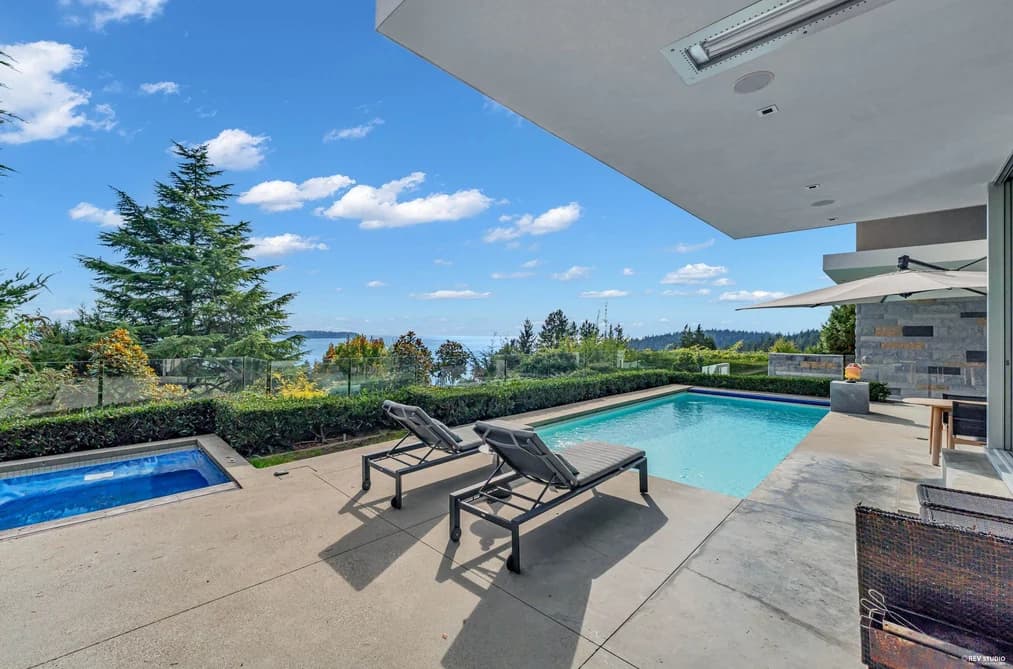 4313 ROCKRIDGE ROAD, West Vancouver, BC — Residential for Sale - Photo 2