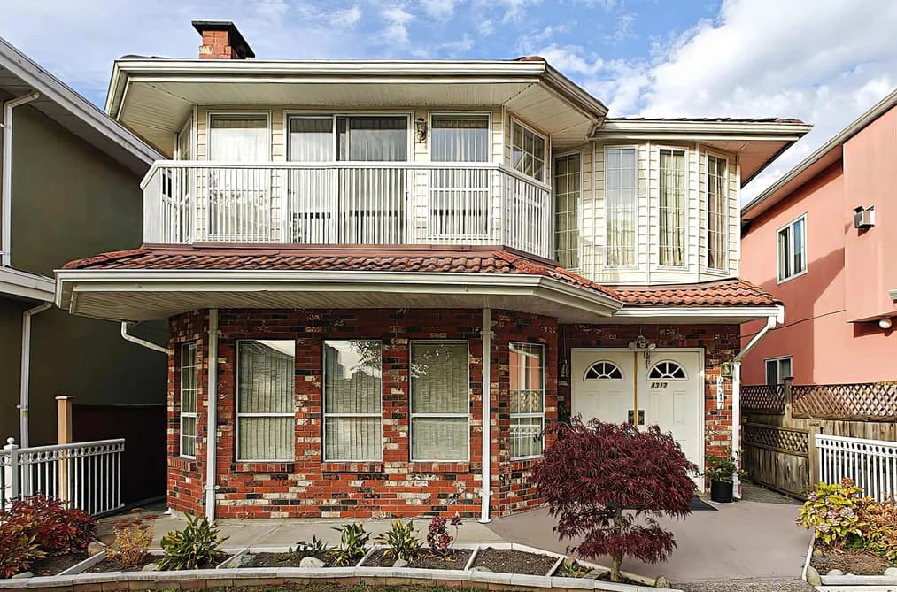 4317 GEORGIA STREET, Burnaby, BC — Residential for Sale - Main Photo