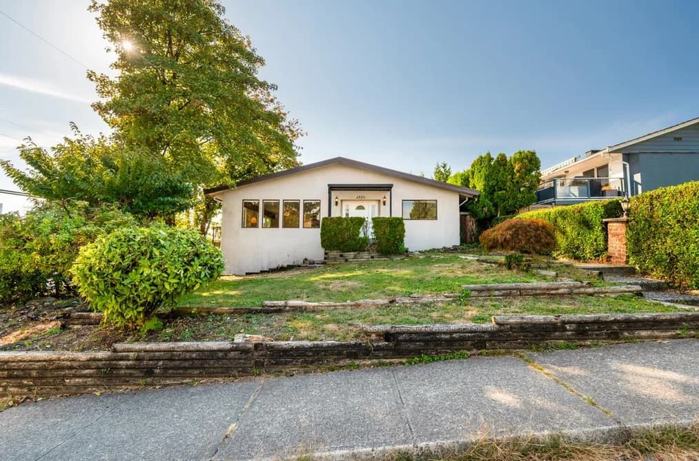 4325 MAHON AVENUE, Burnaby, BC — Residential for Sale - Main Photo
