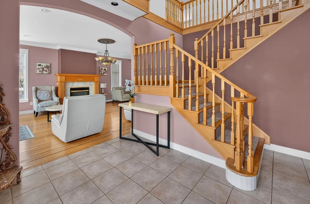4326 RUMBLE STREET, Burnaby, BC — Residential for Sale - Photo 2