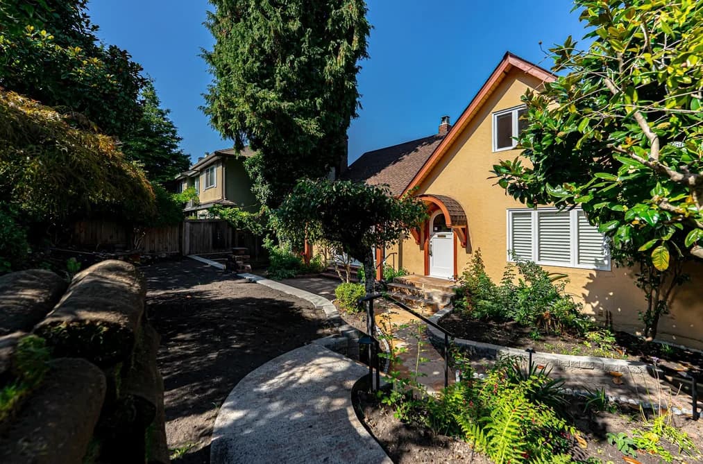 4327 LOCARNO CRESCENT, Vancouver, BC — Residential for Sale - Photo 2