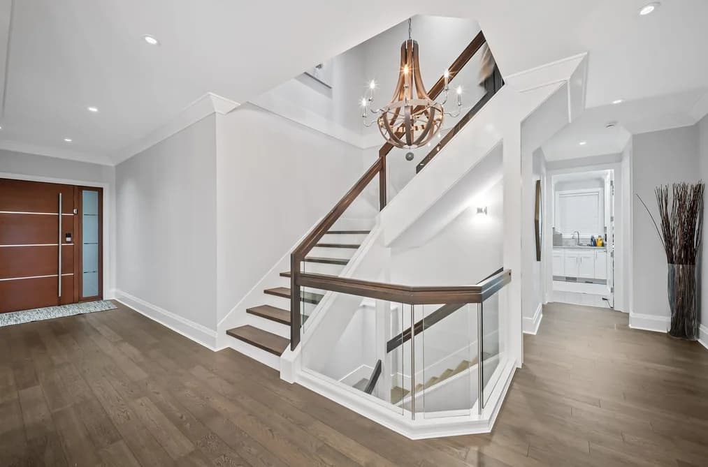 433 E QUEENS ROAD, North Vancouver, BC — Residential for Sale - Photo 2