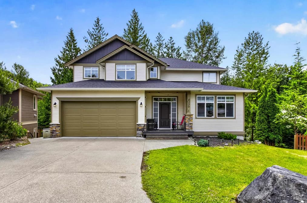 4330 BLAUSON BOULEVARD, Abbotsford, BC — Residential for Sale - Main Photo