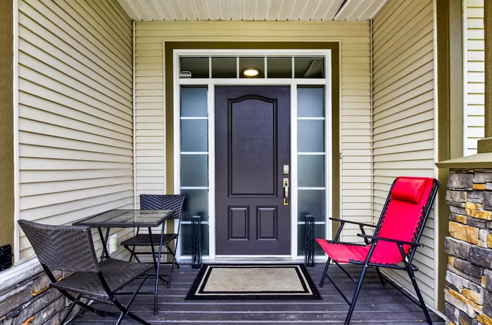4330 BLAUSON BOULEVARD, Abbotsford, BC — Residential for Sale - Photo 2